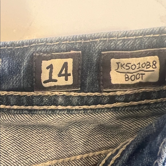 Miss Me Embellished Blue Jeans - Picture 3 of 6